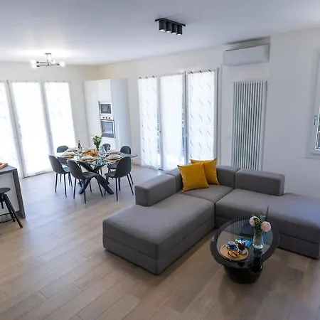 Rossini Vicino Al Teatro Rossini By Yohome Pesaro